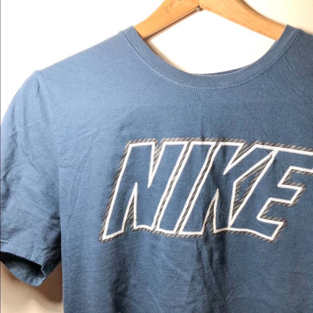 NIKE tee shirt